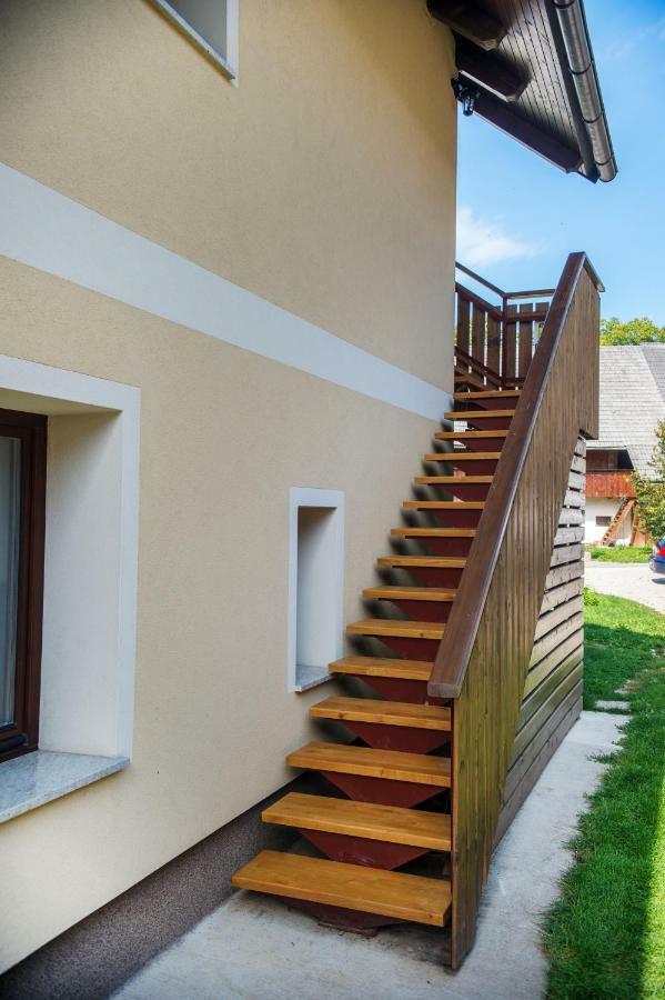 Pr'Jernejc Agroturism Villa Lesce  Buitenkant foto